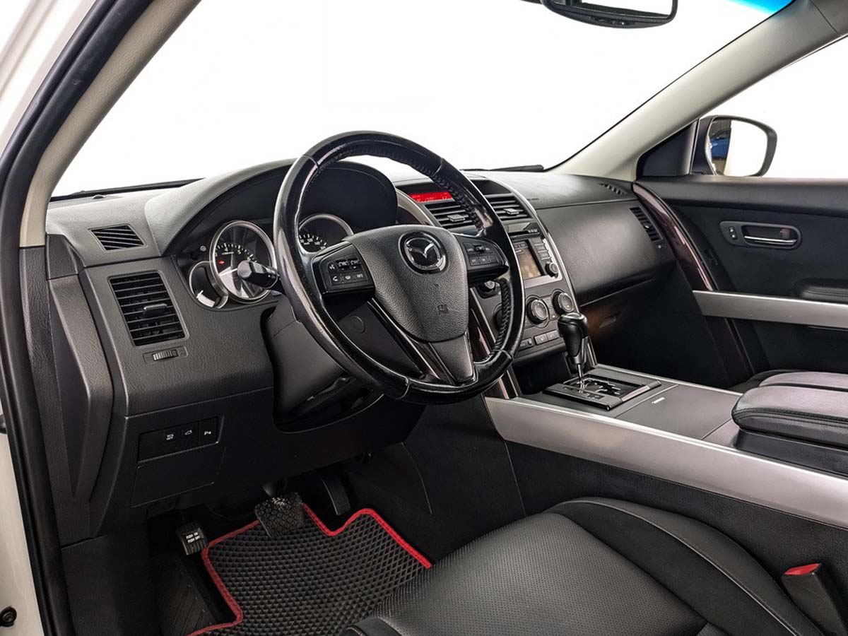 Mazda CX-9