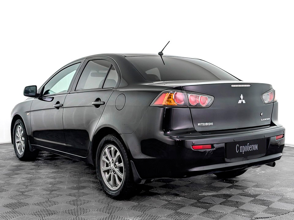 Mitsubishi Lancer