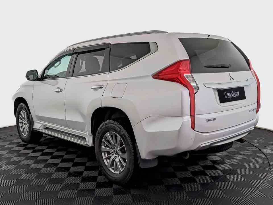 Mitsubishi Pajero Sport