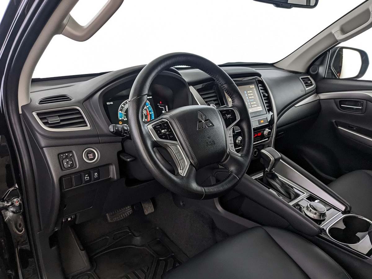 Mitsubishi Pajero Sport