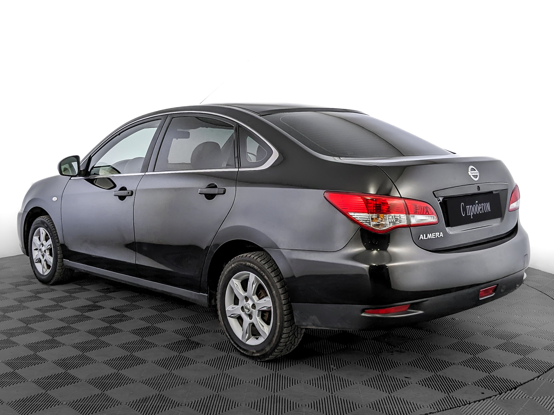 Nissan Almera