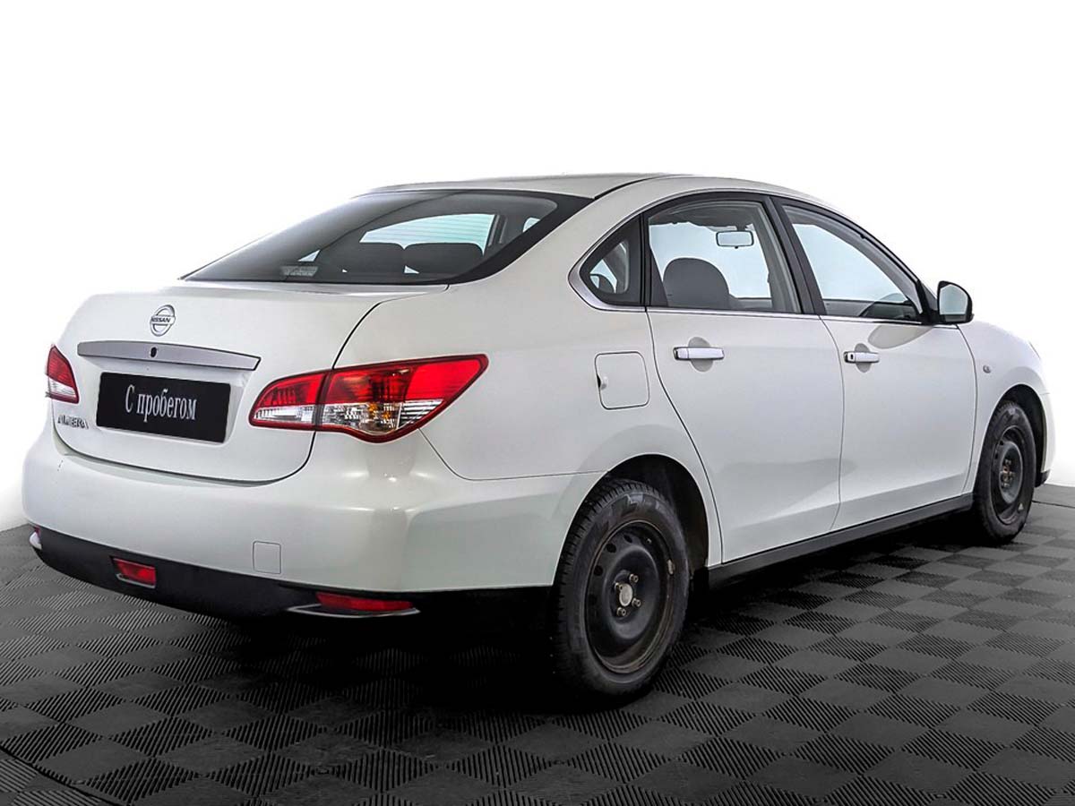 Nissan Almera