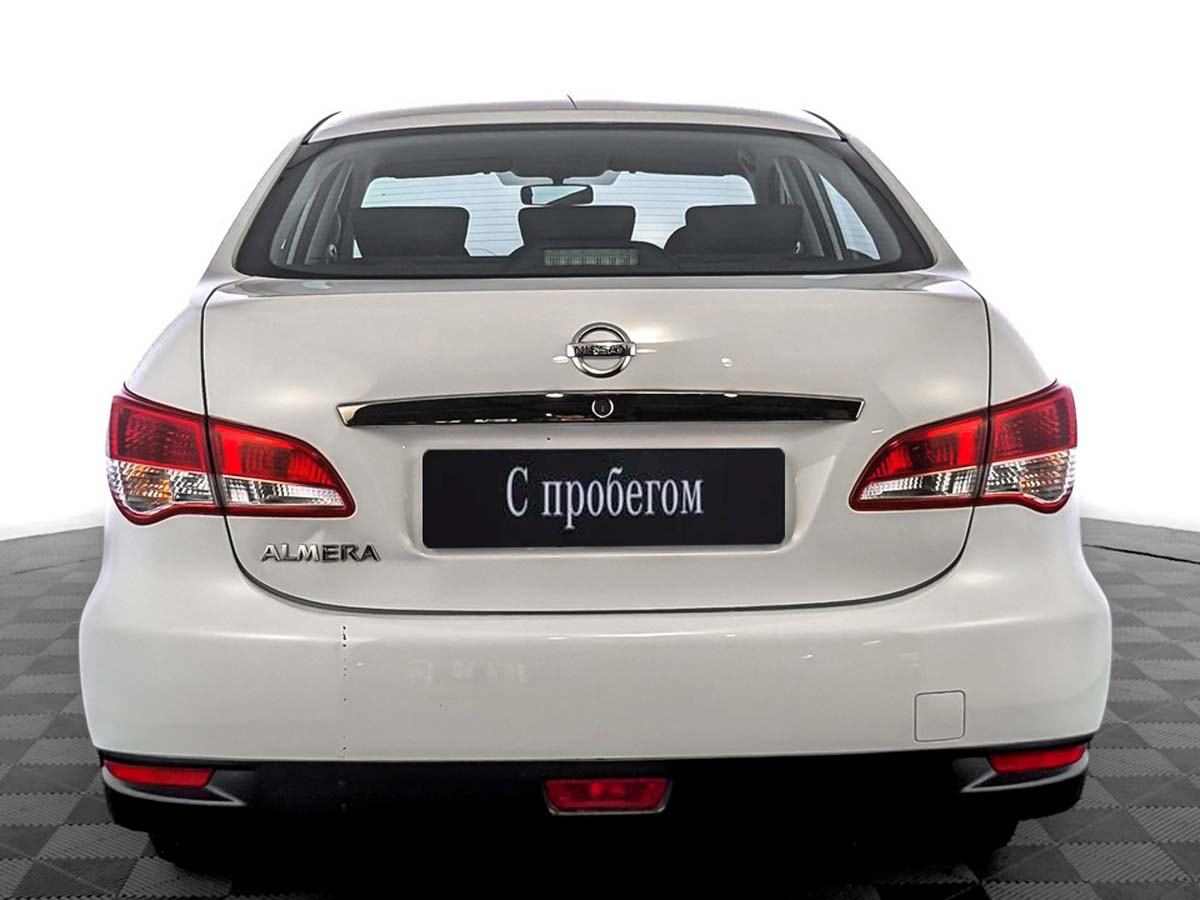Nissan Almera