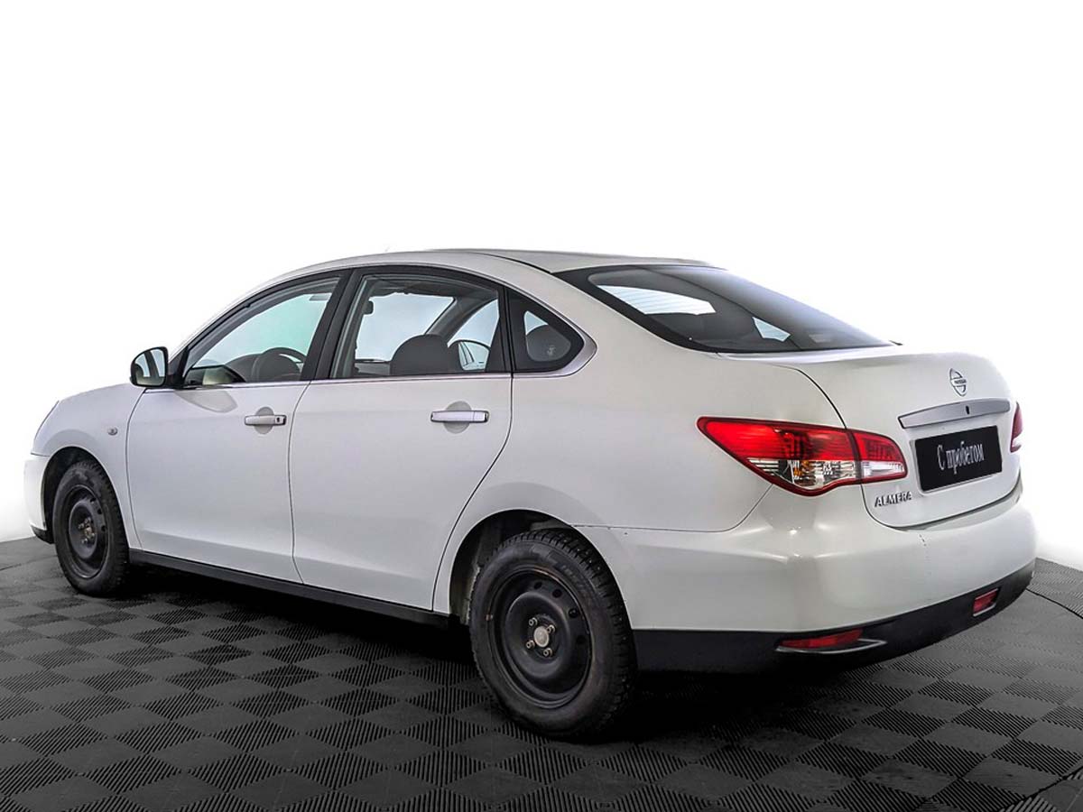 Nissan Almera