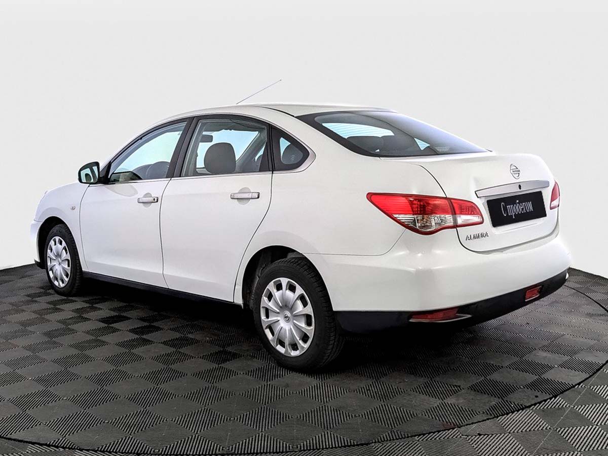 Nissan Almera