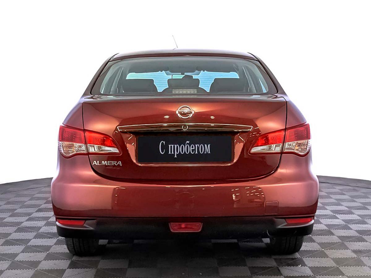 Nissan Almera