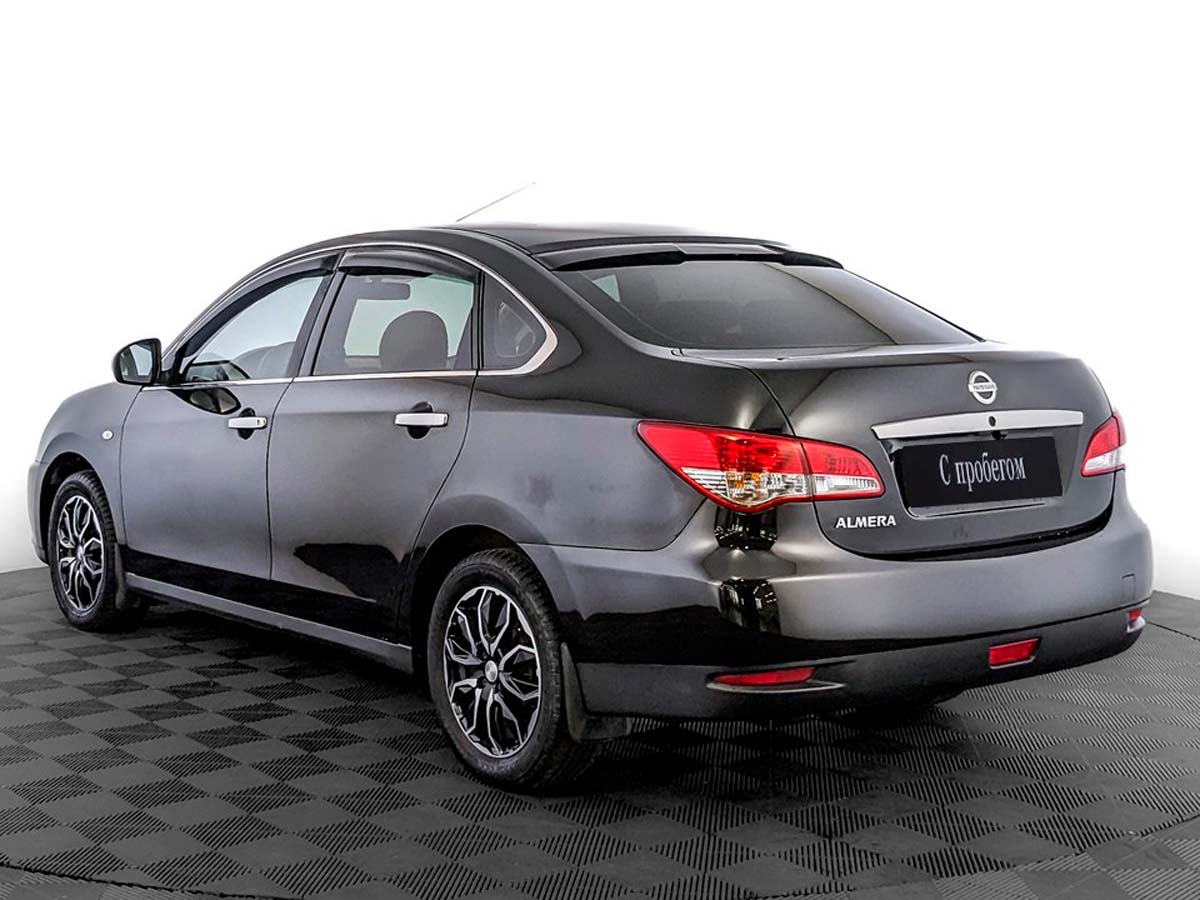 Nissan Almera