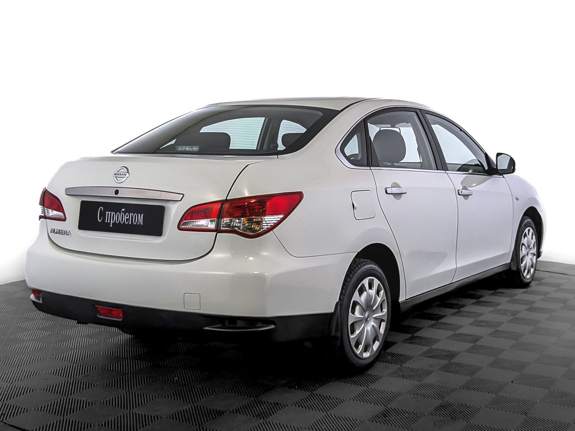 Nissan Almera