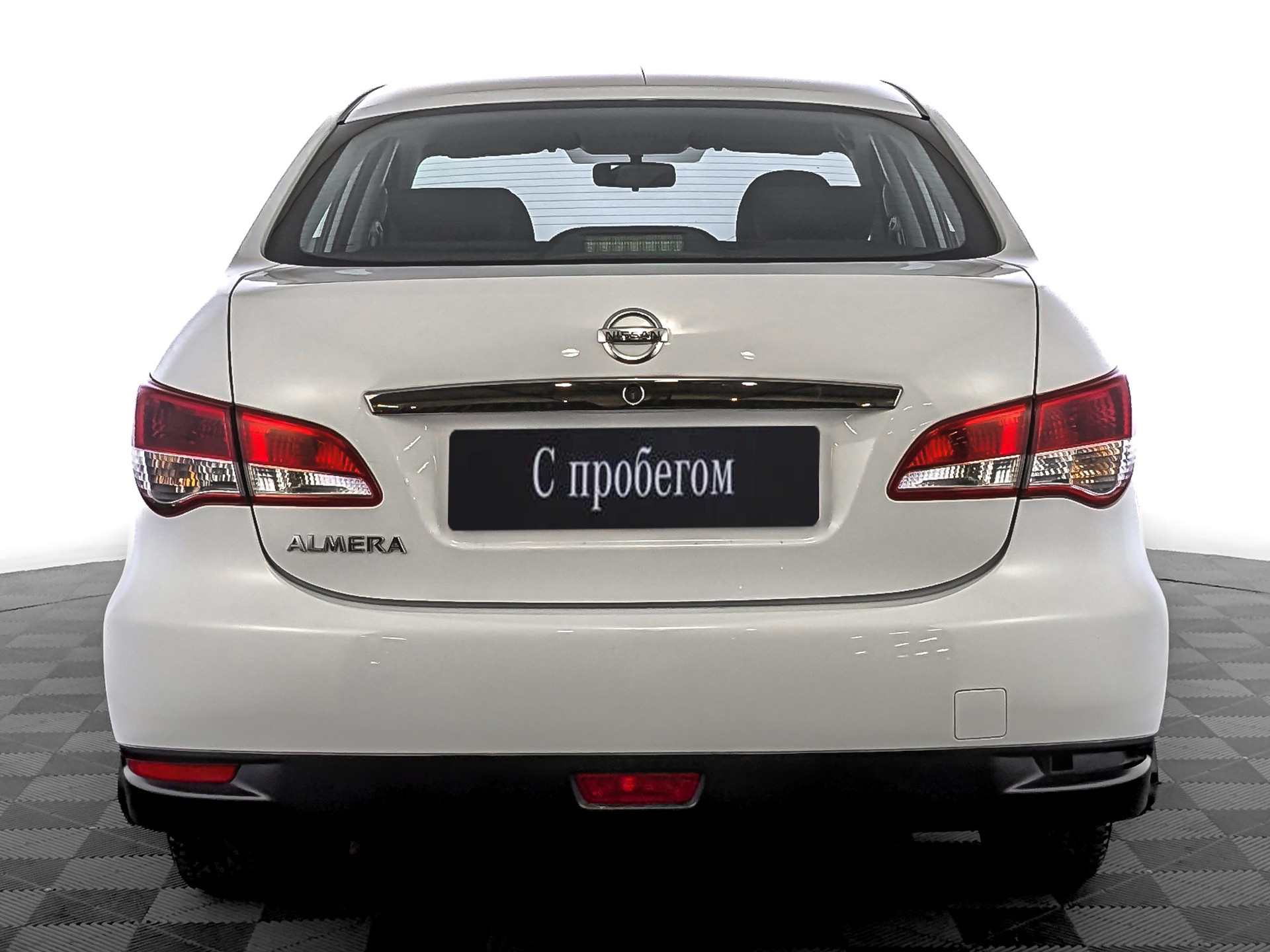 Nissan Almera