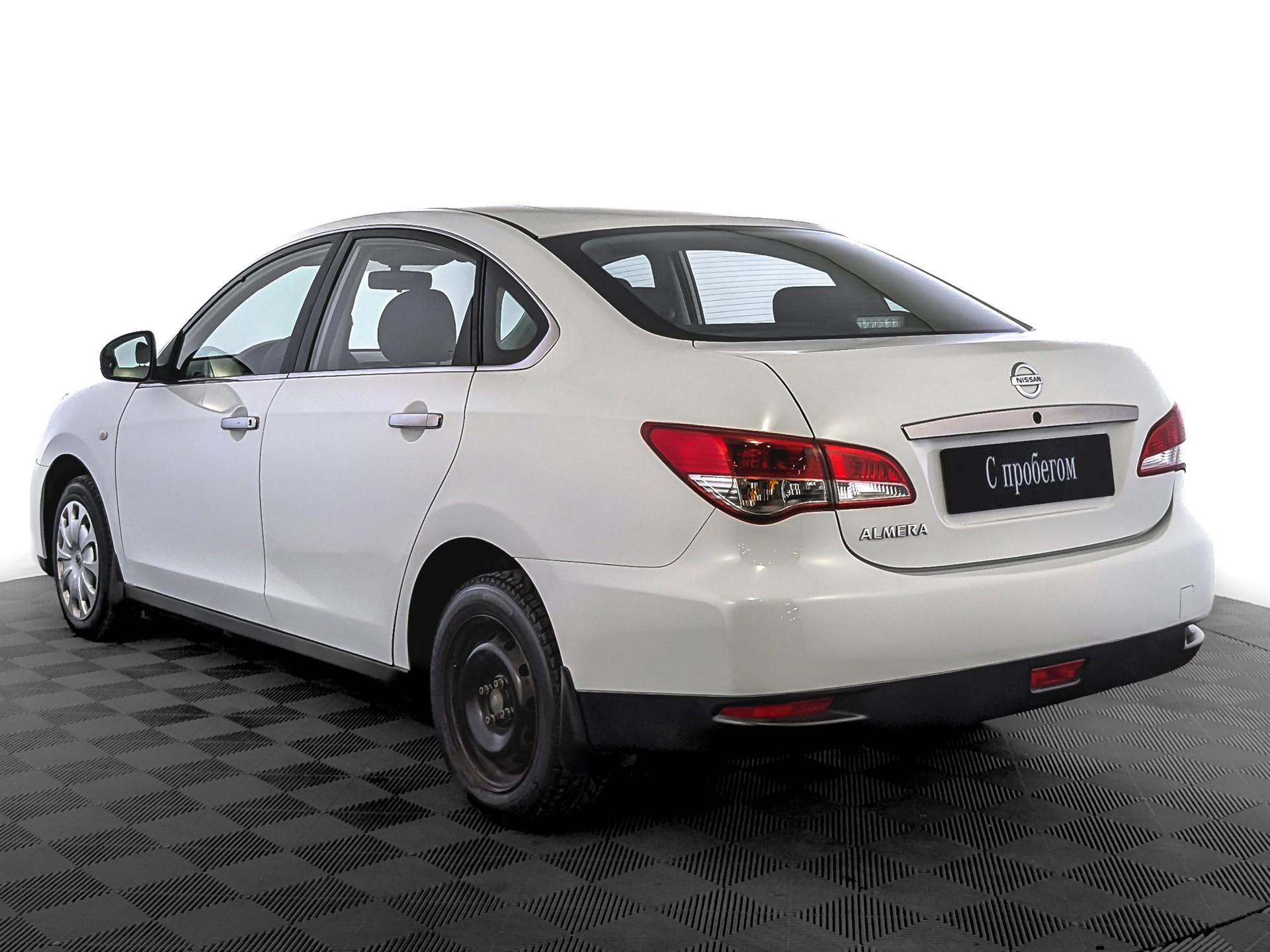Nissan Almera