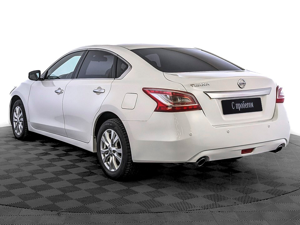 Nissan Teana