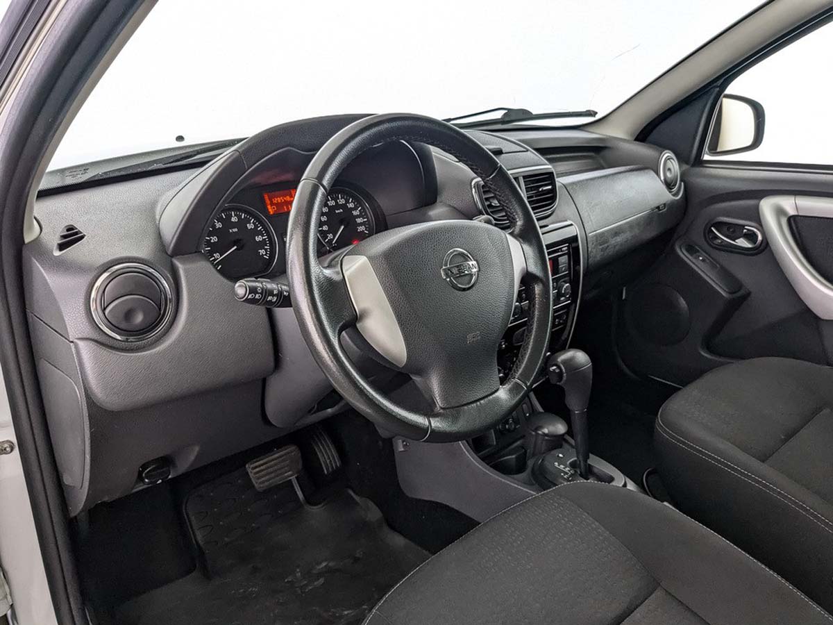 Nissan Terrano