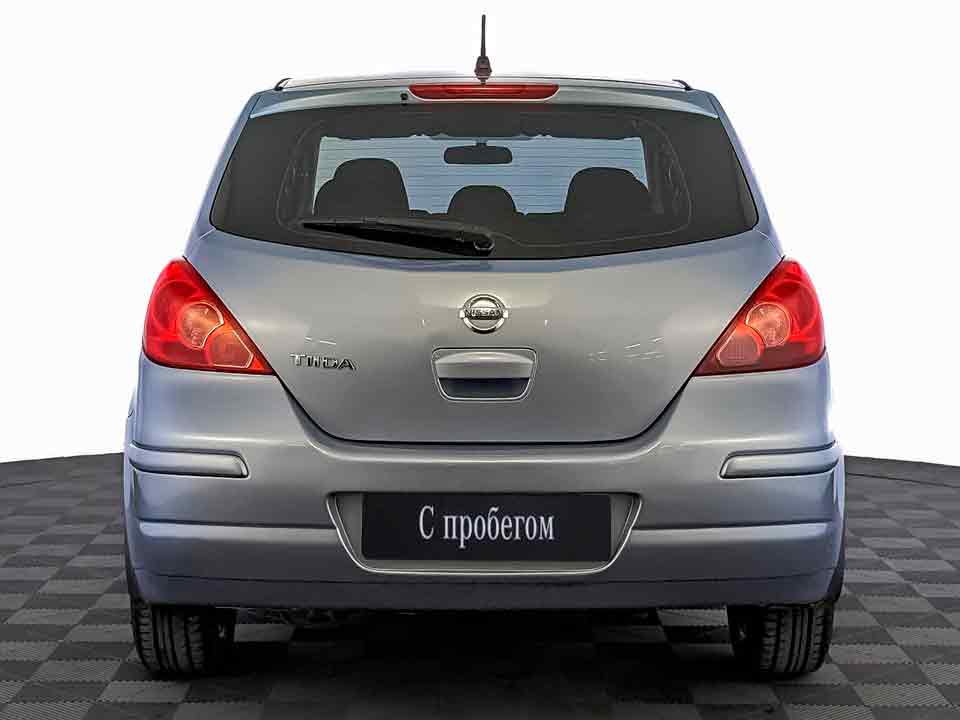 Nissan Tiida