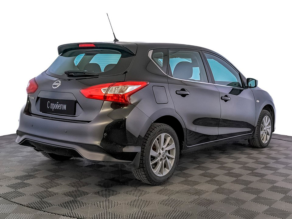 Nissan Tiida