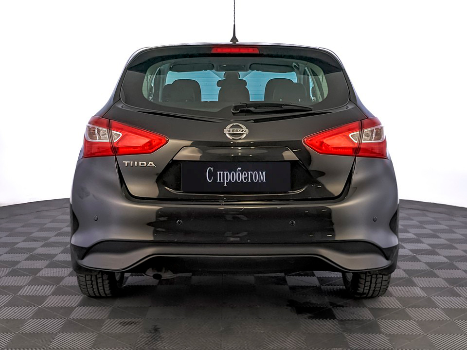 Nissan Tiida