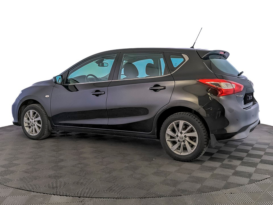 Nissan Tiida