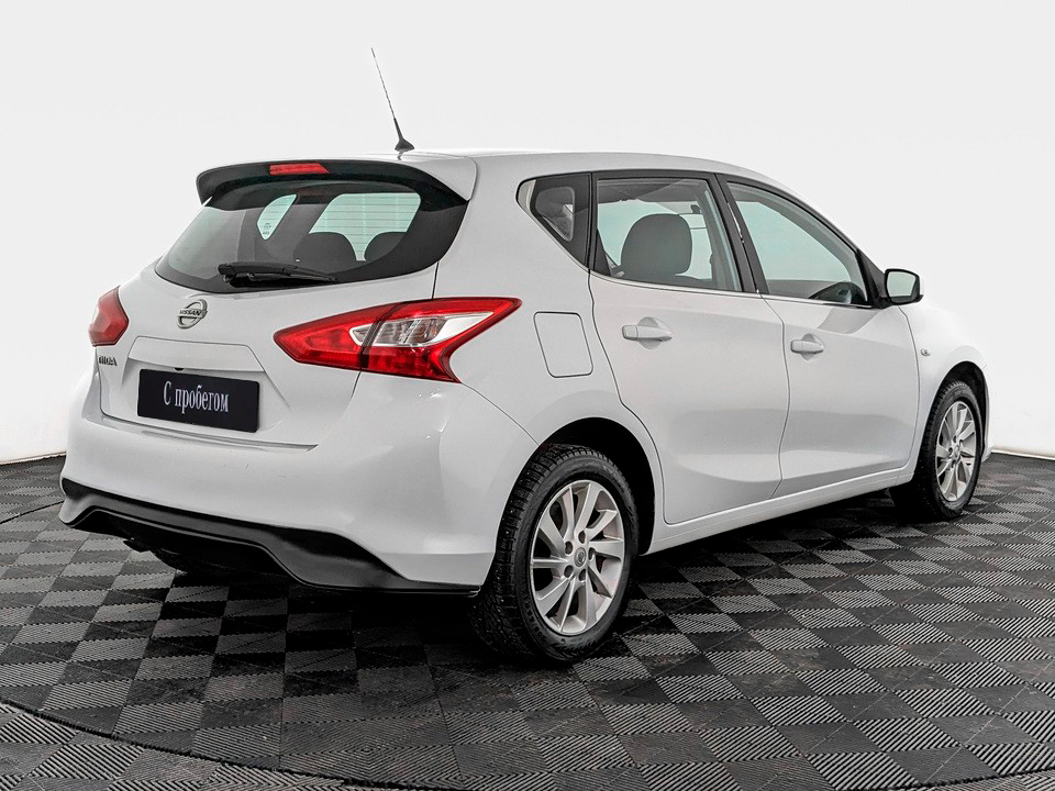 Nissan Tiida