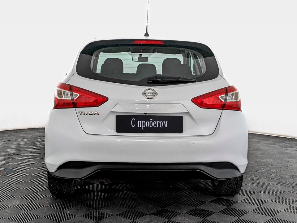 Nissan Tiida