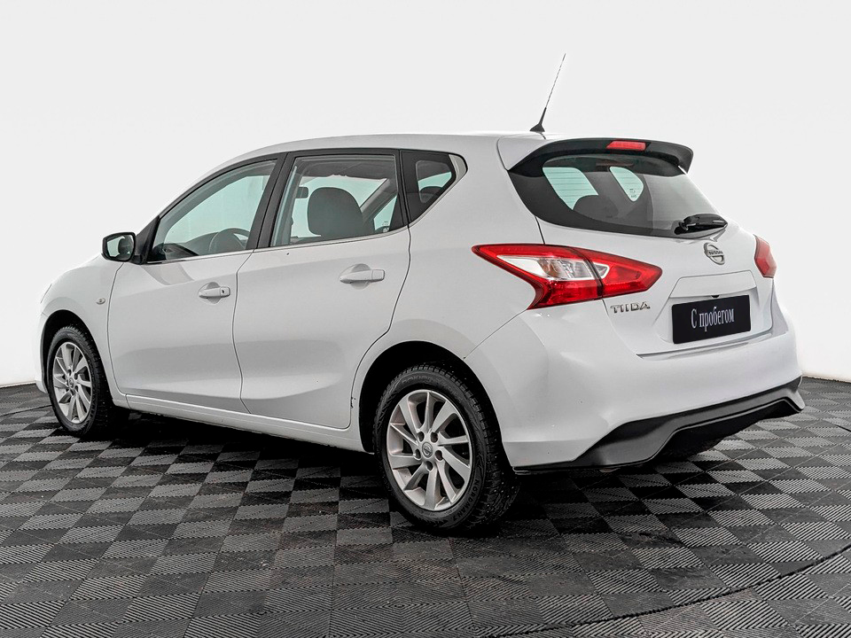 Nissan Tiida