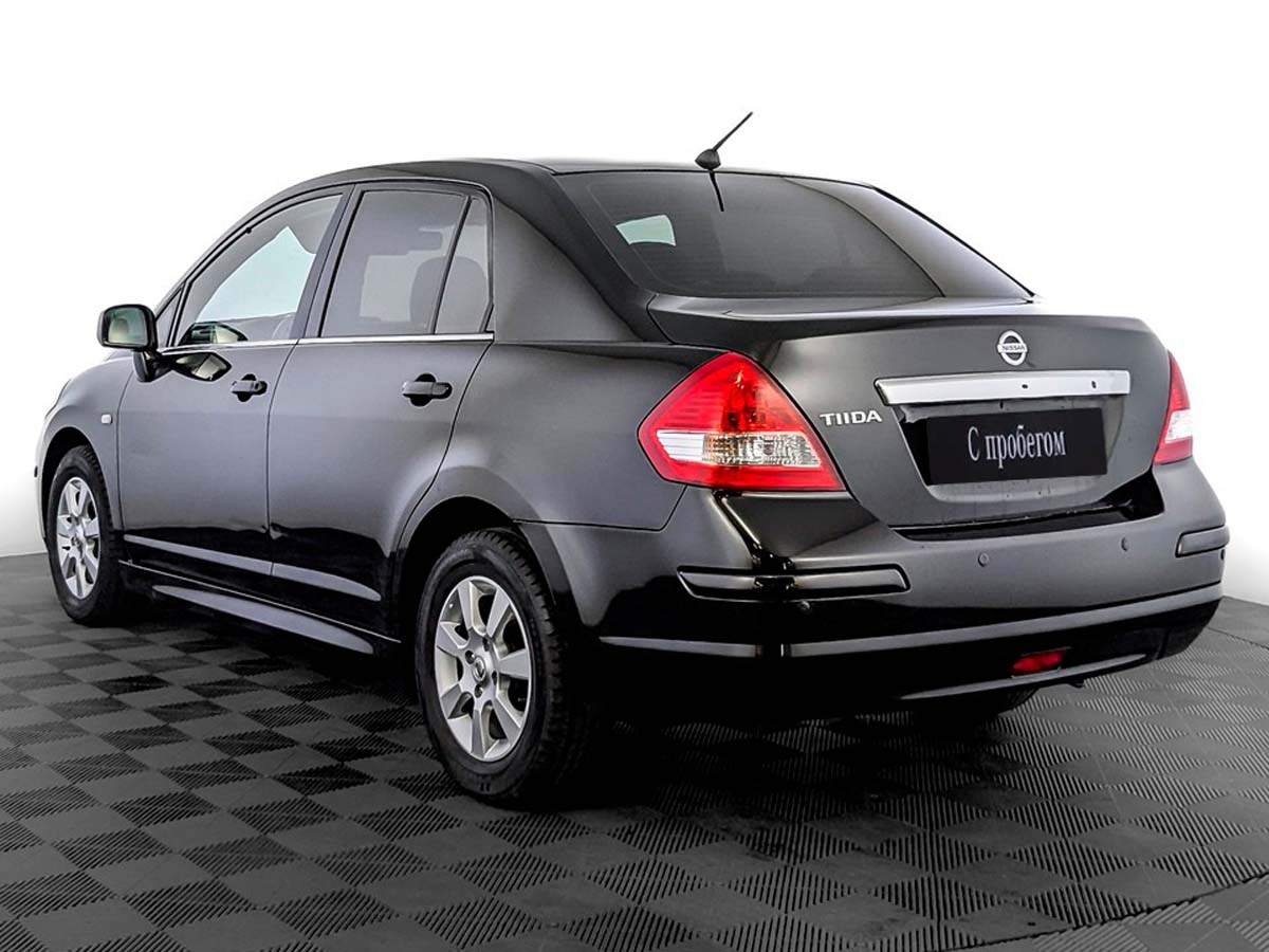 Nissan Tiida