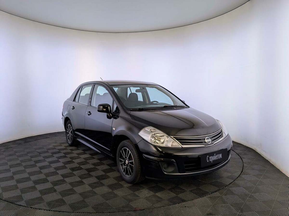 Nissan Tiida