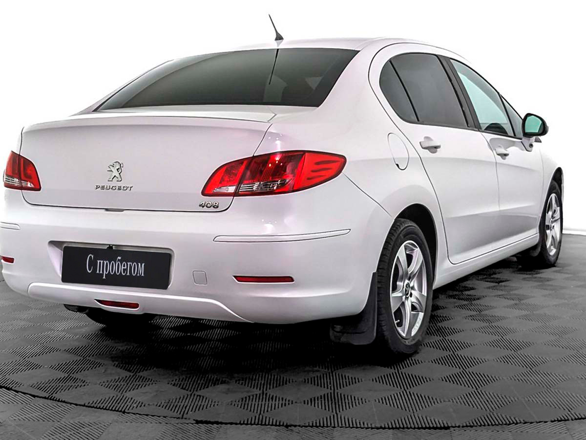 Peugeot 408