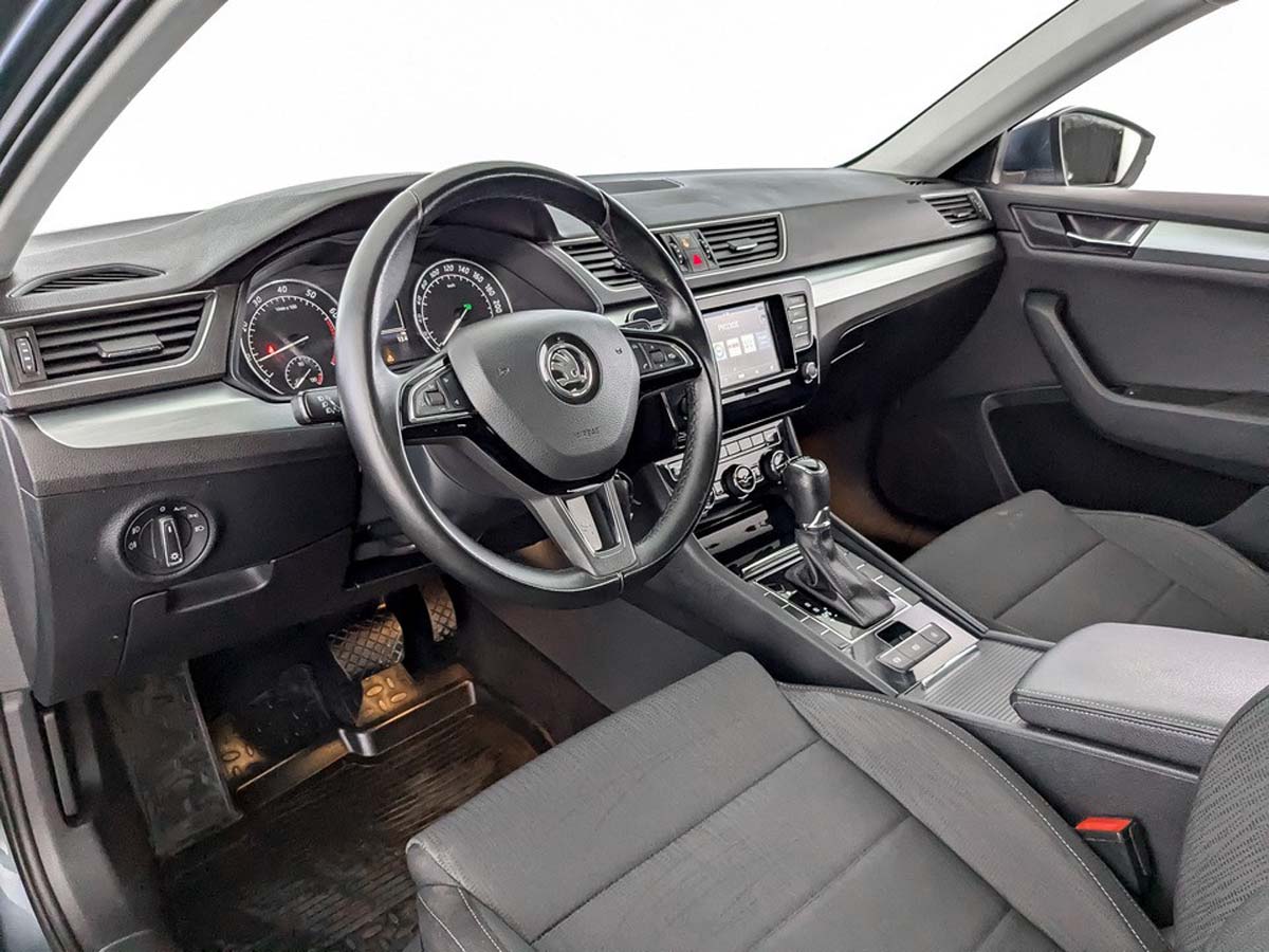Skoda Superb