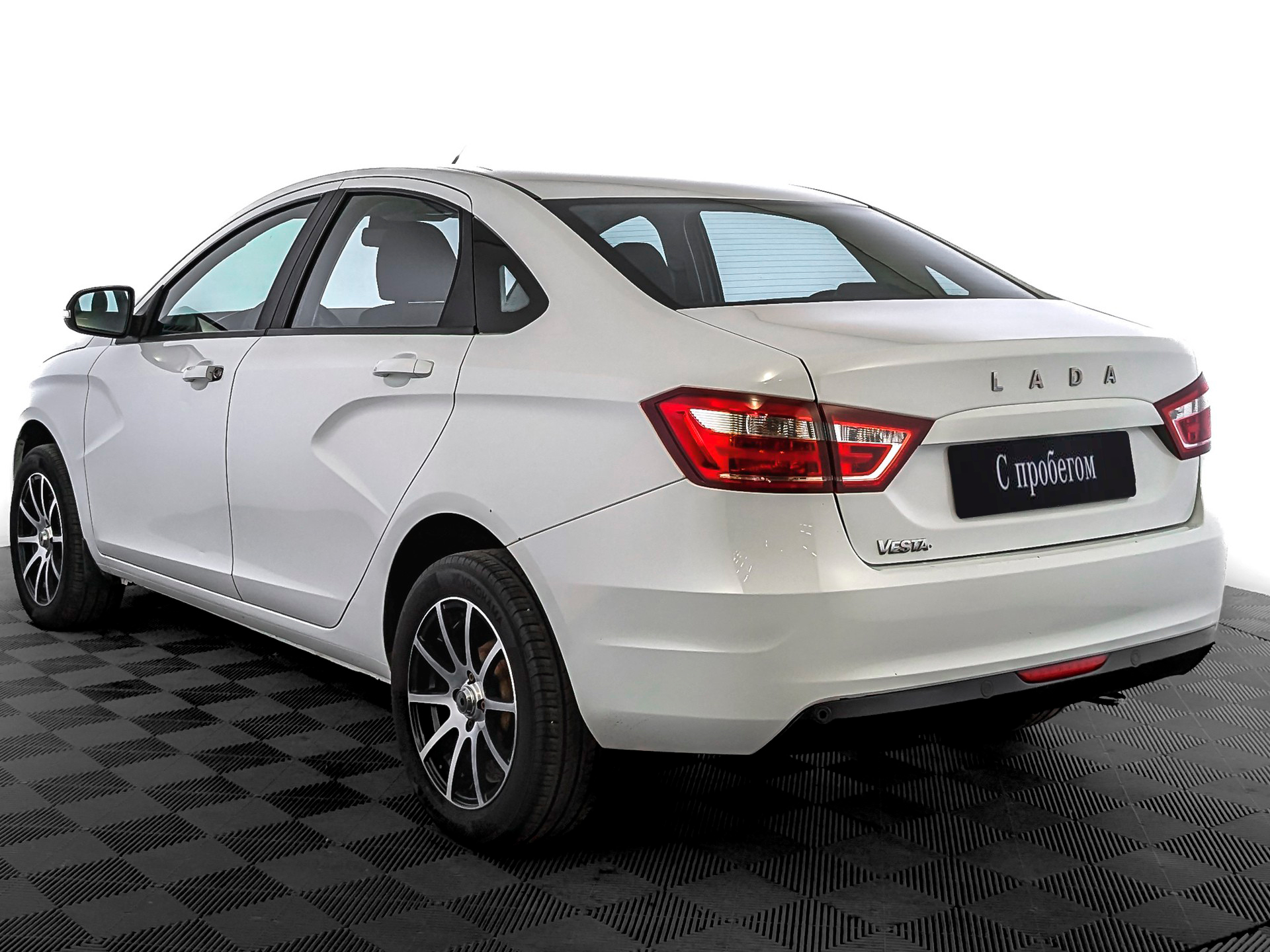 Lada Vesta