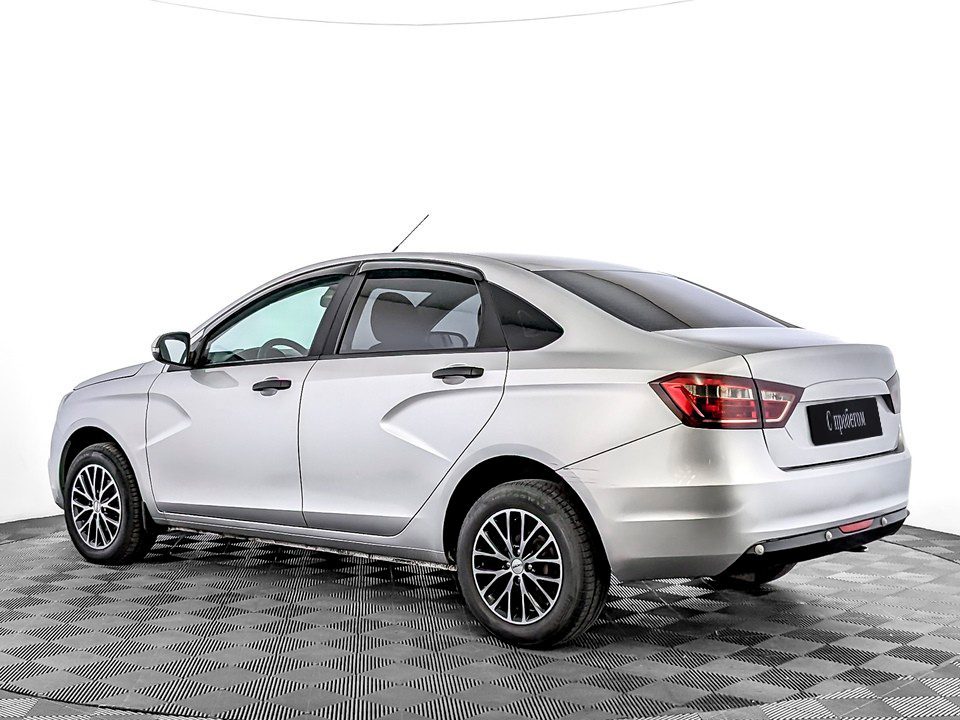 Lada Vesta