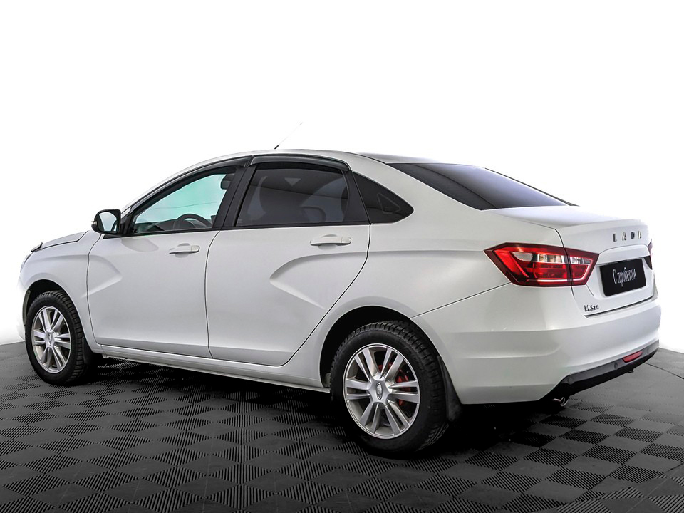 Lada Vesta