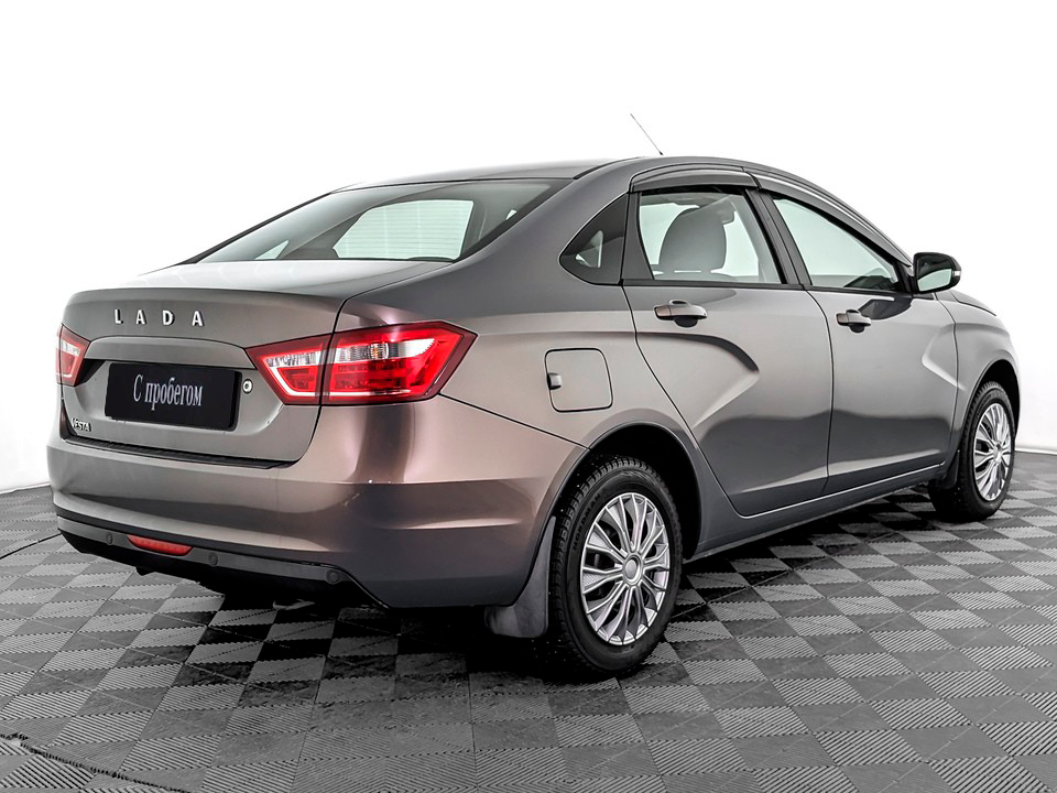 Lada Vesta