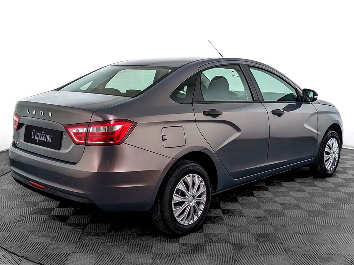 Lada Vesta