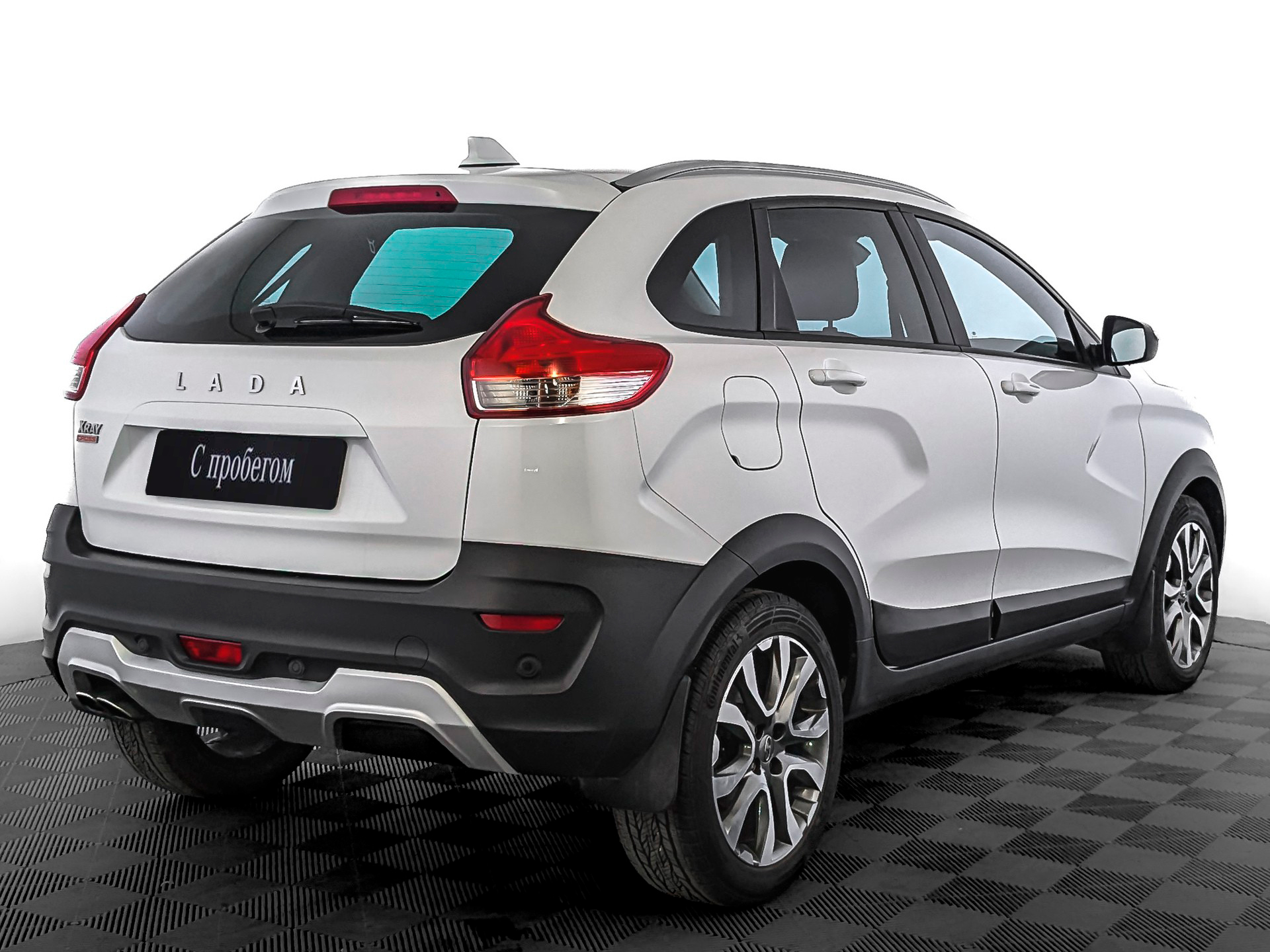 Lada XRAY
