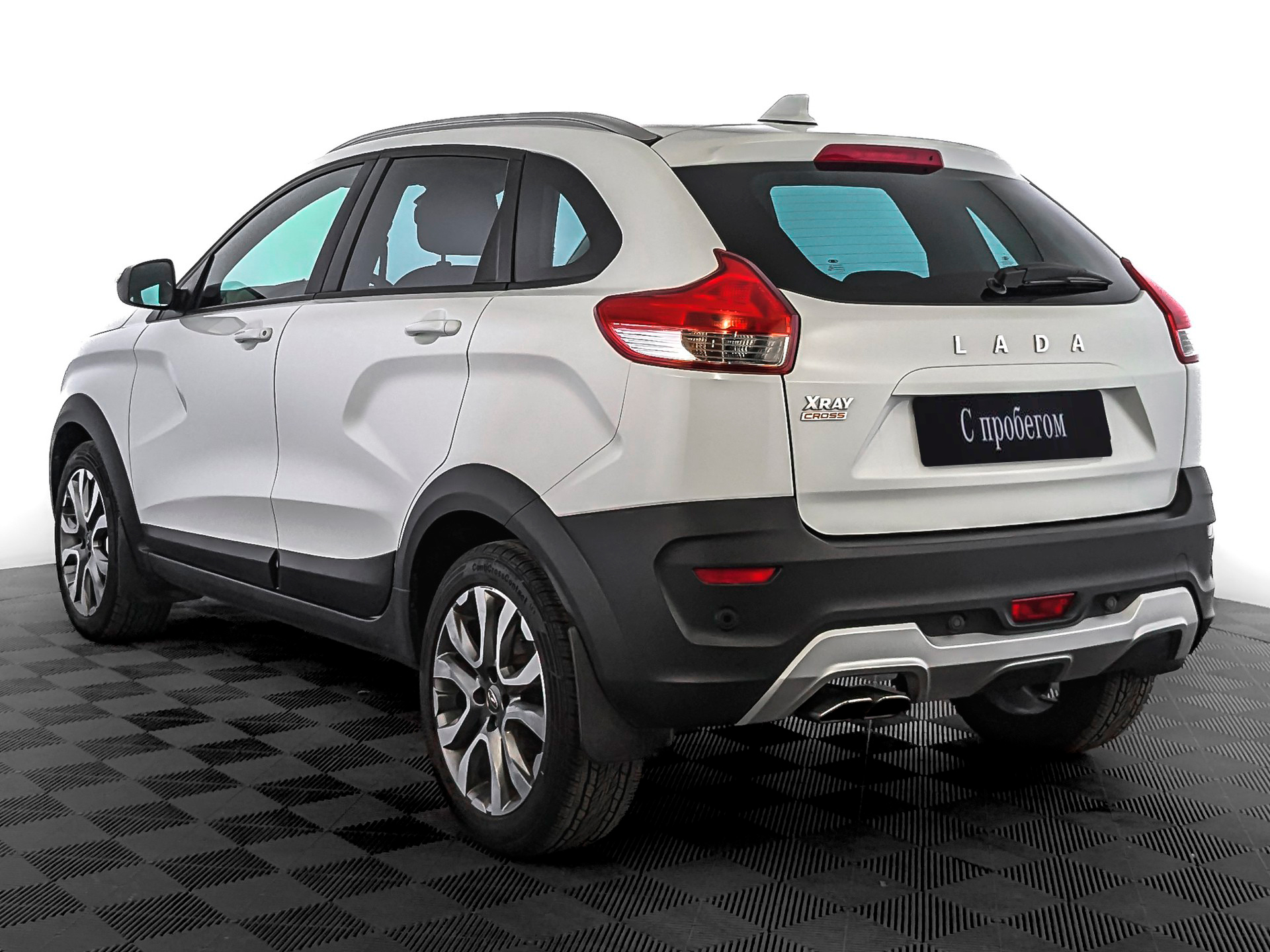 Lada XRAY