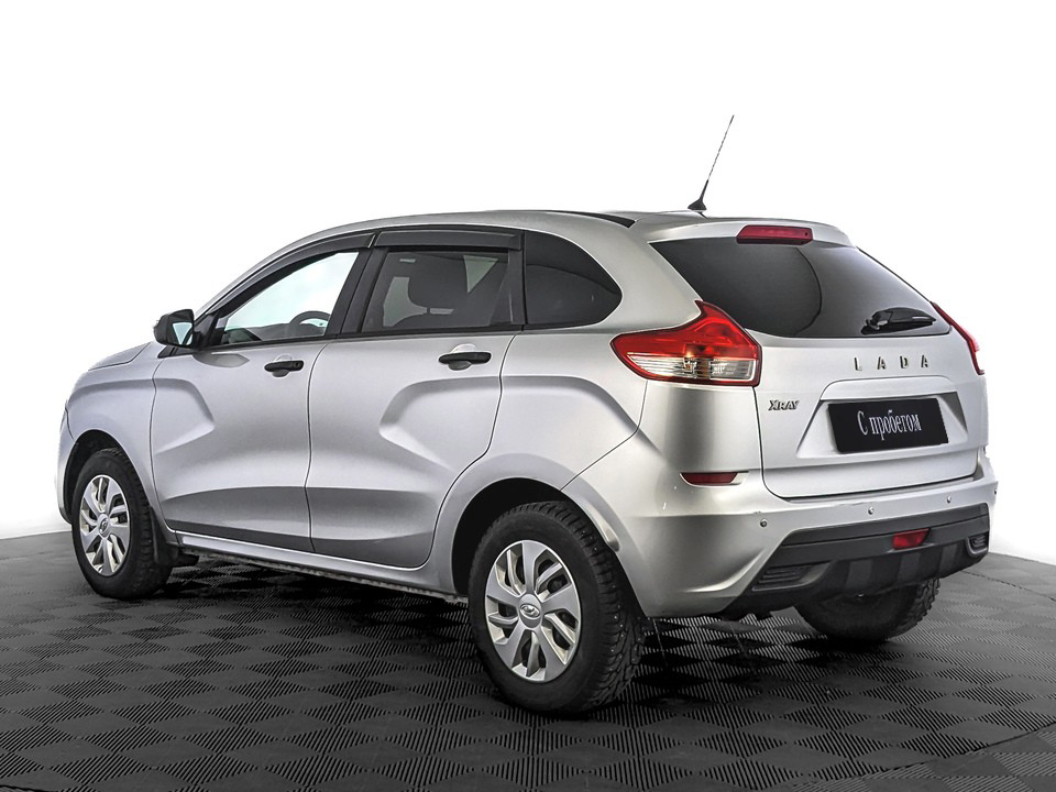 Lada XRAY