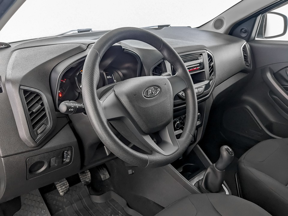 Lada XRAY