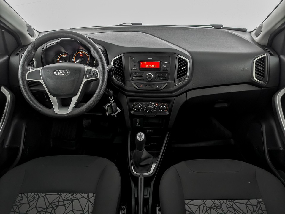 Lada XRAY