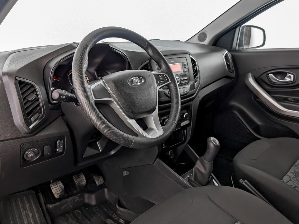 Lada XRAY