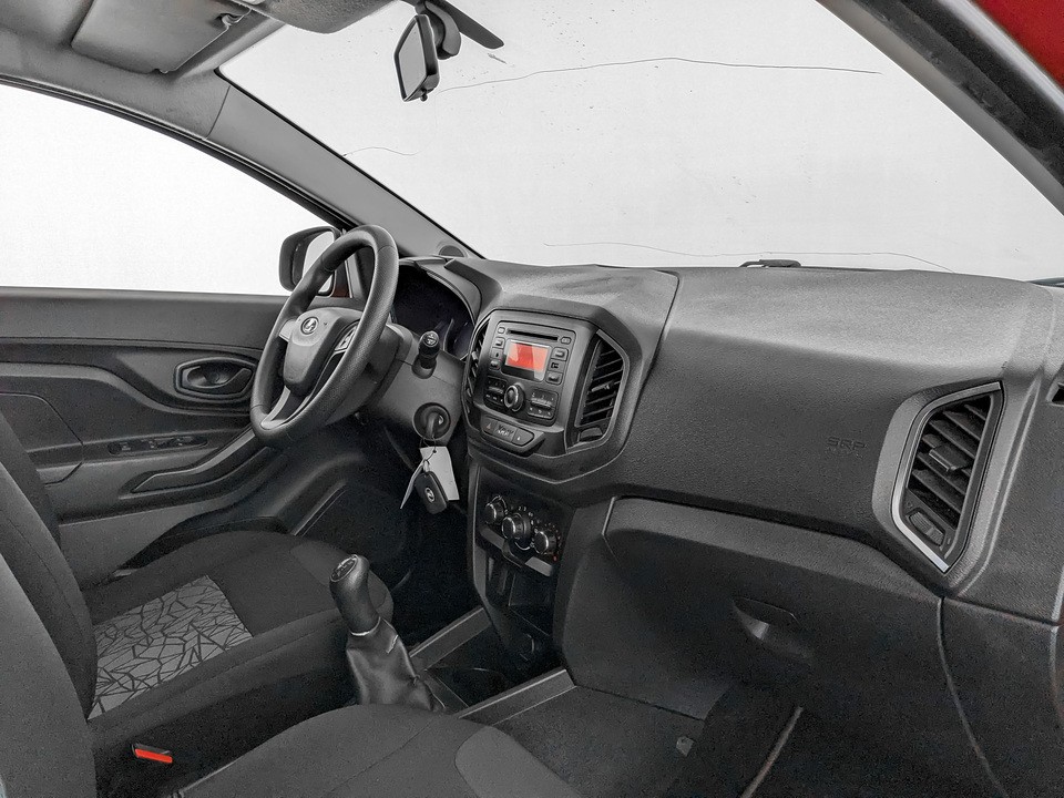 Lada XRAY