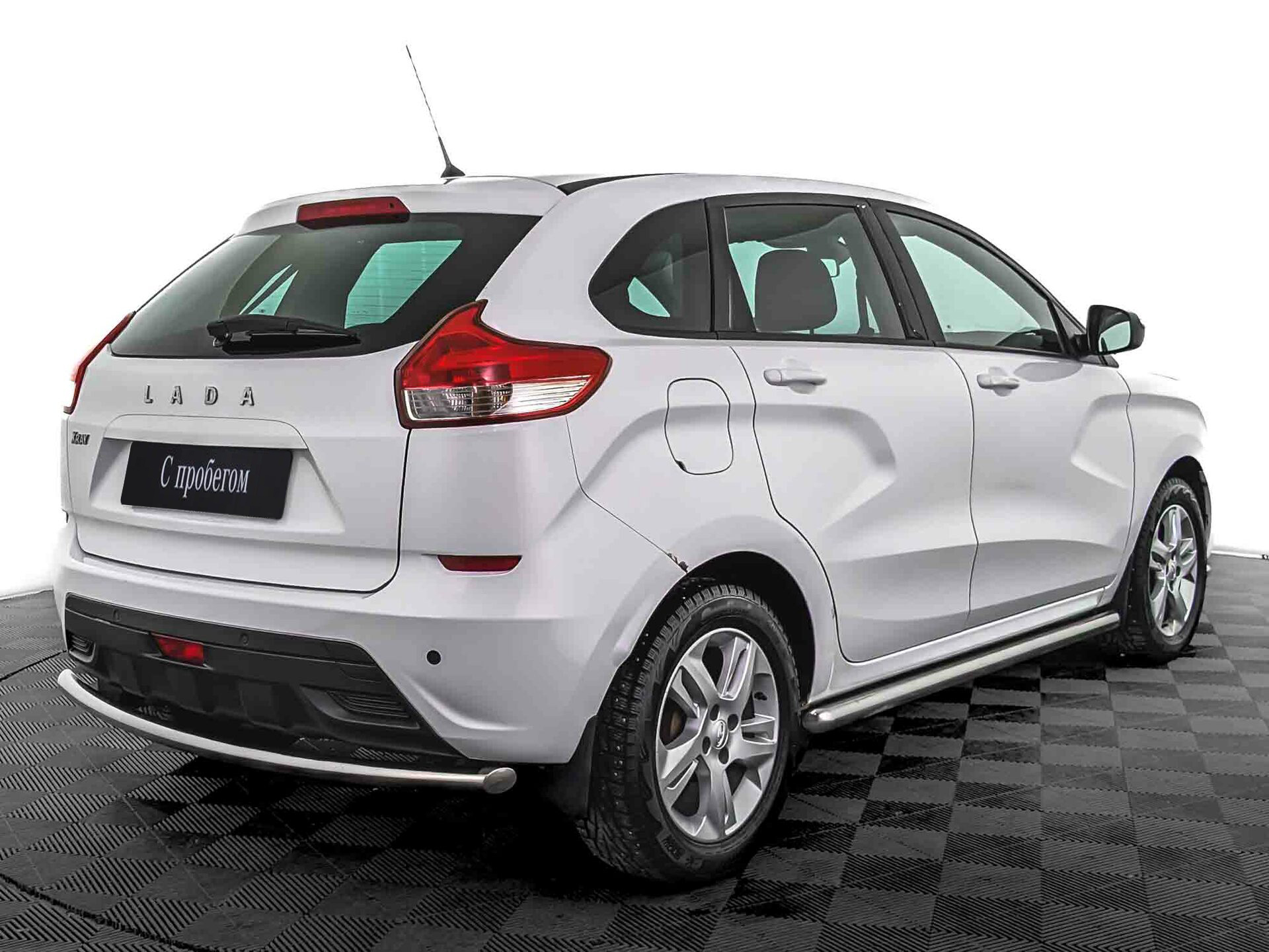 Lada XRAY