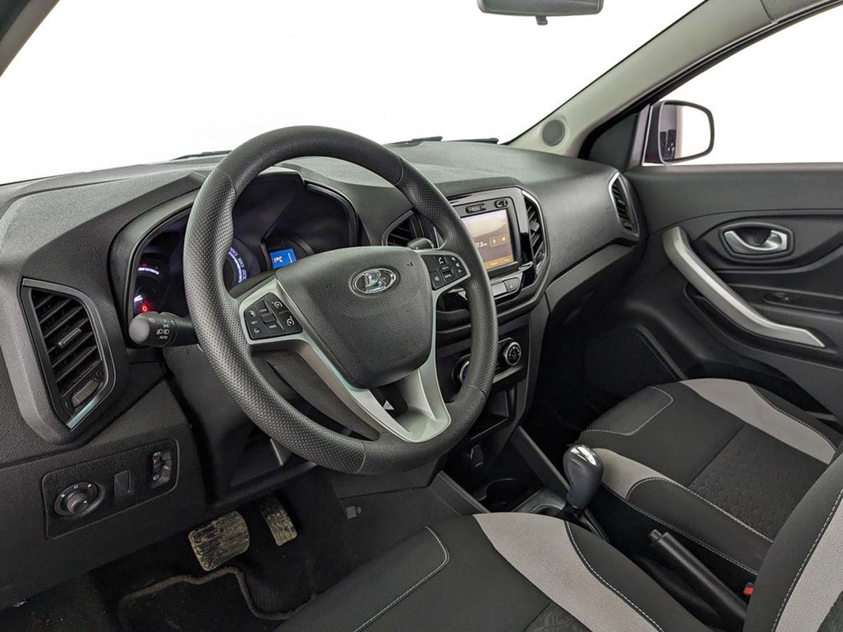 Lada XRAY