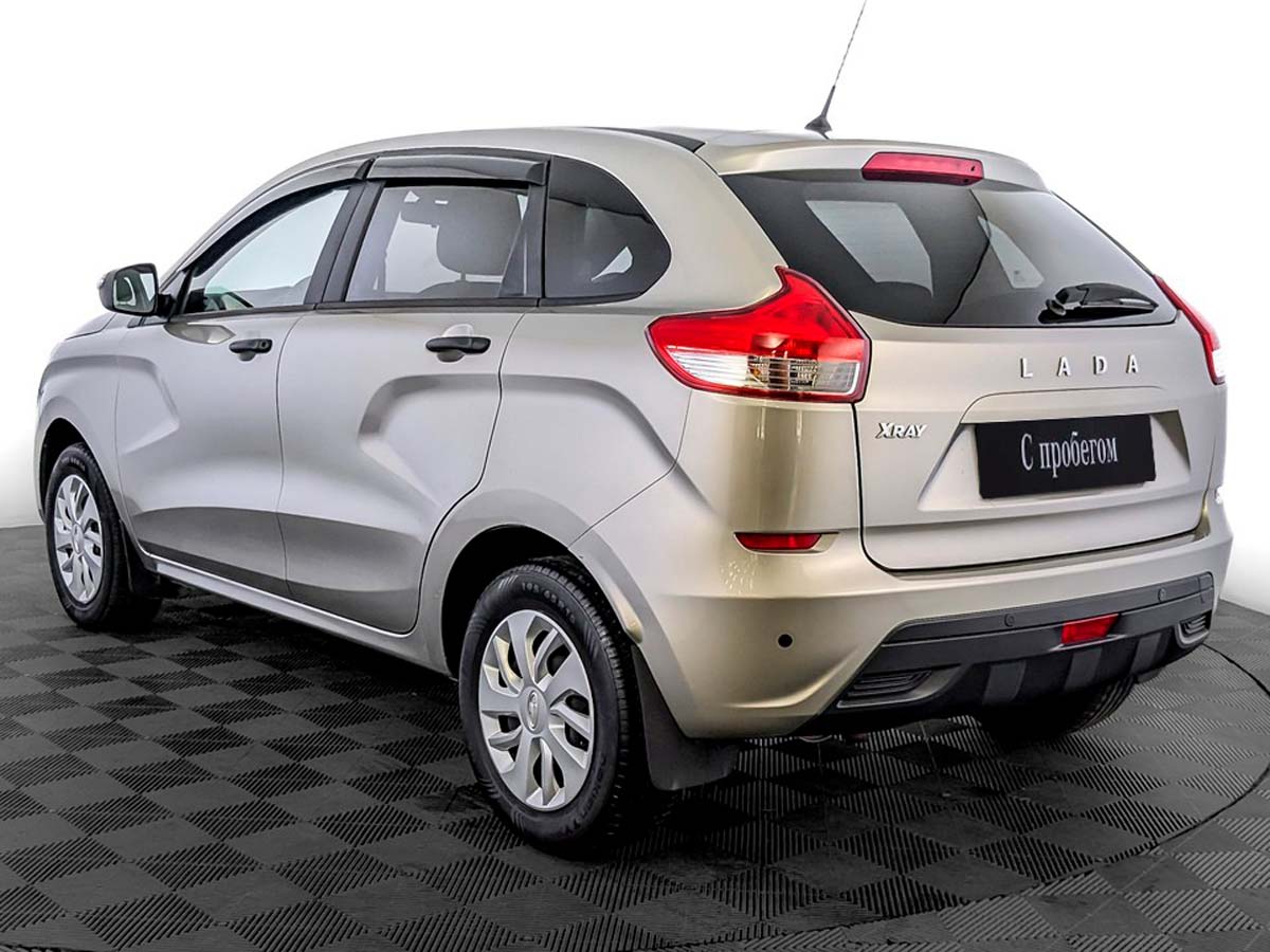 Lada XRAY