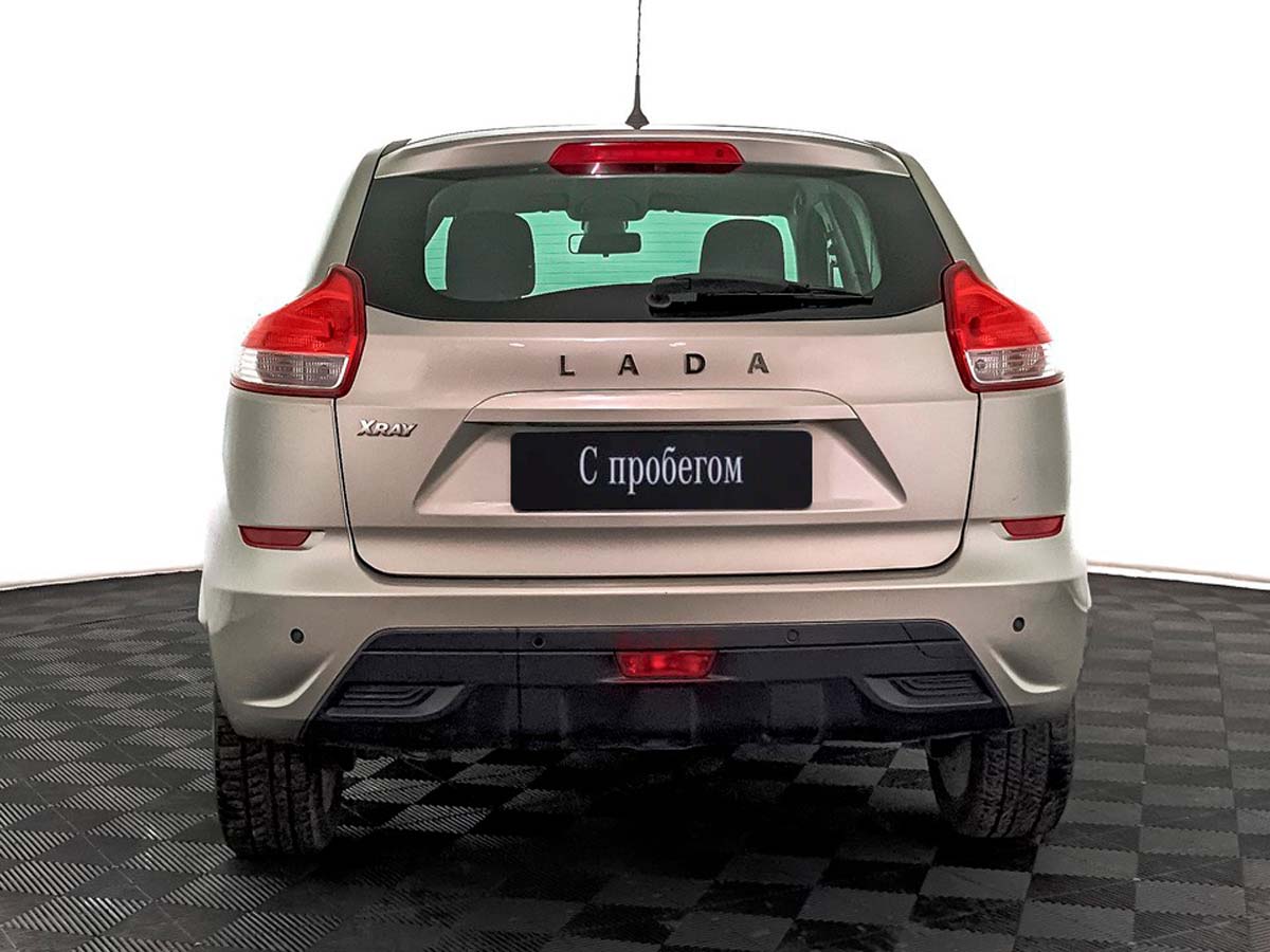 Lada XRAY
