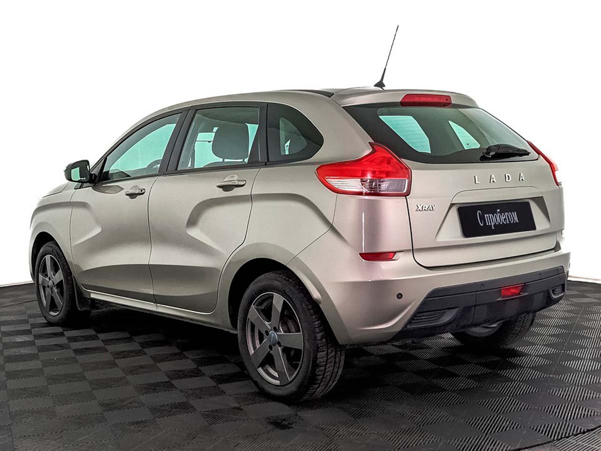 Lada XRAY