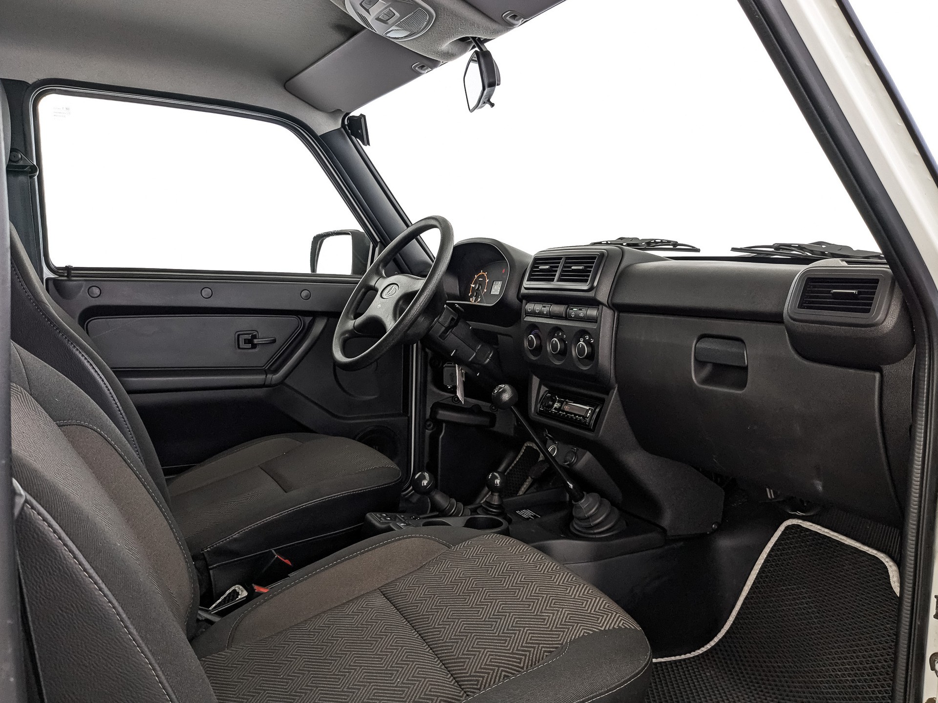 Lada Niva Legend