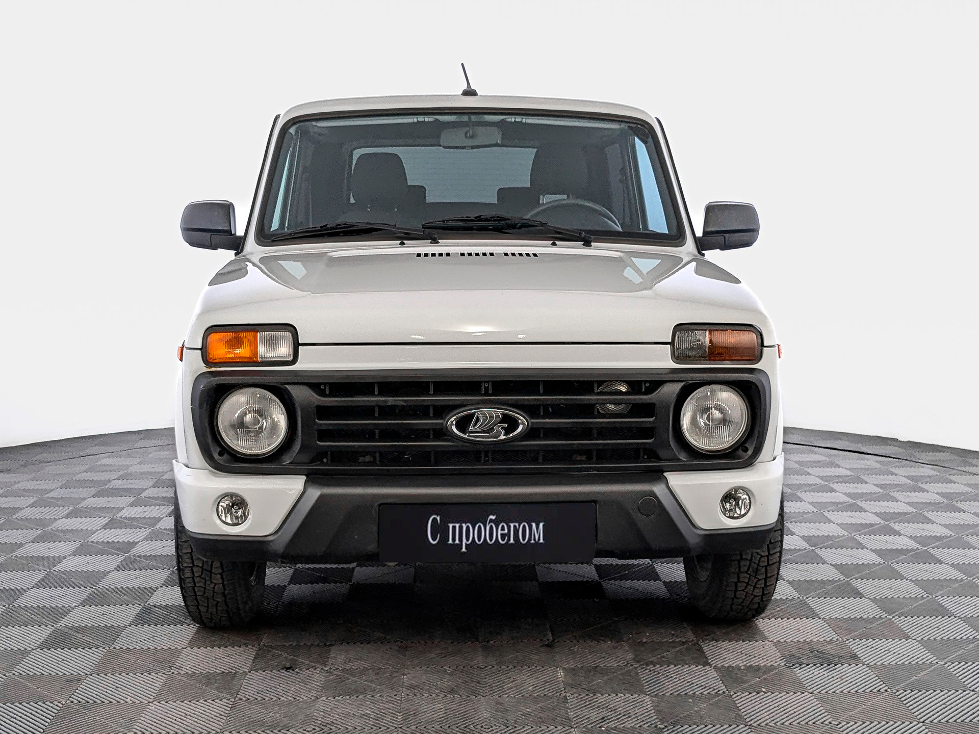 Lada Niva Legend