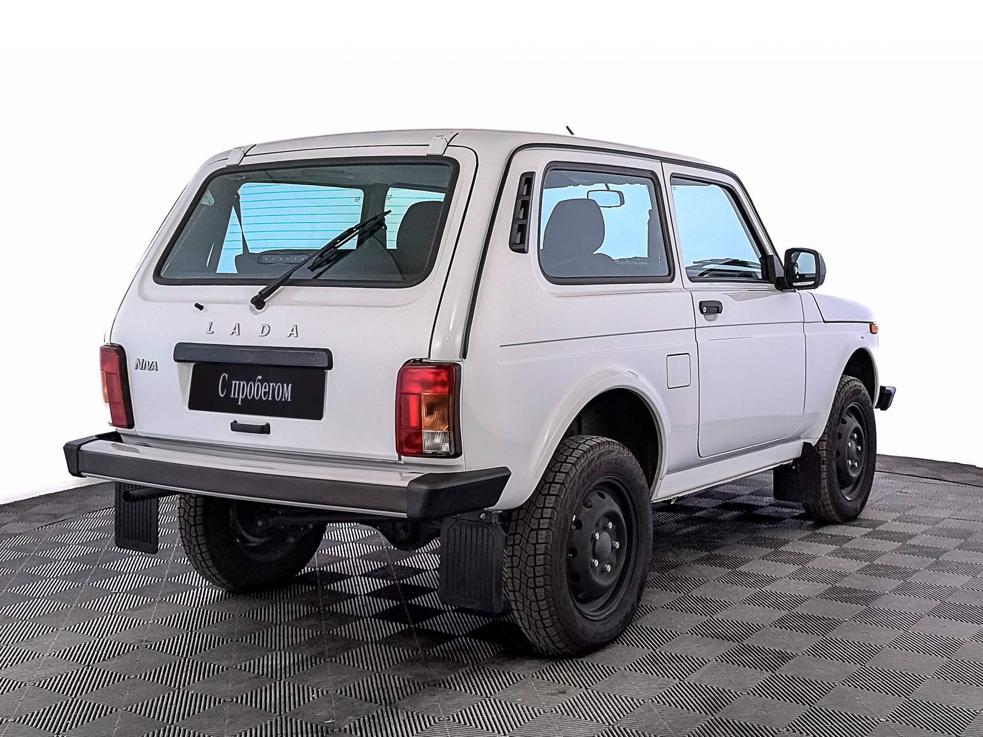 Lada Niva Legend
