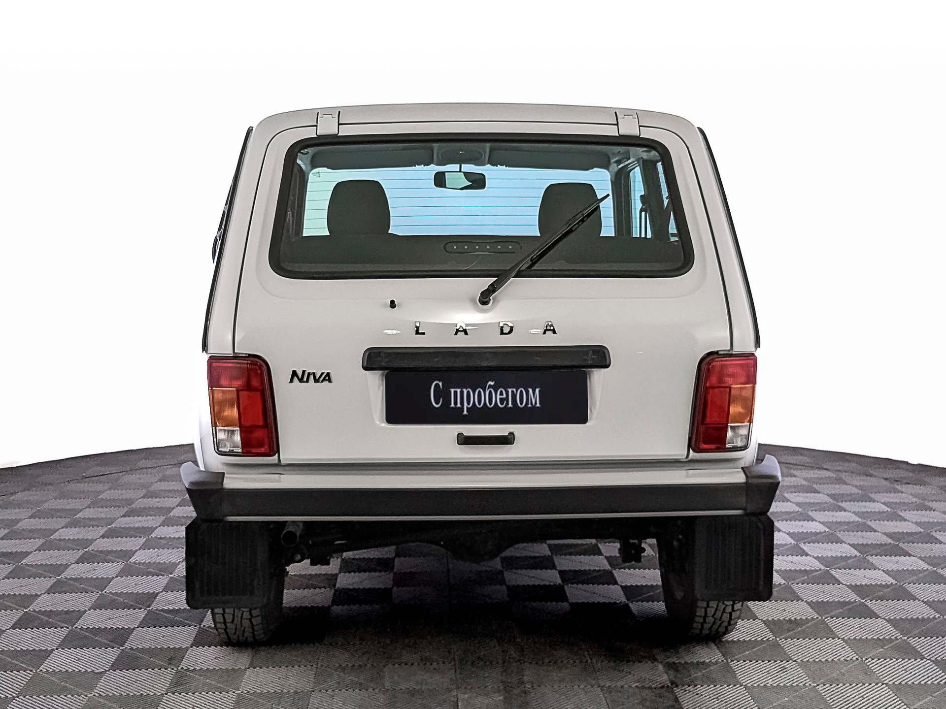 Lada Niva Legend