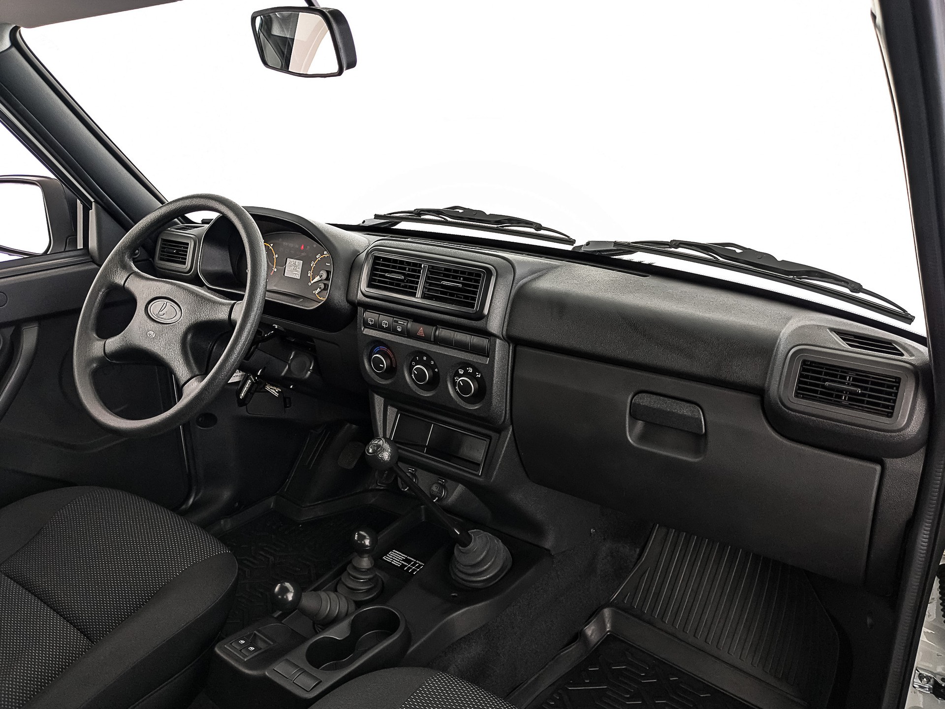 Lada Niva Legend