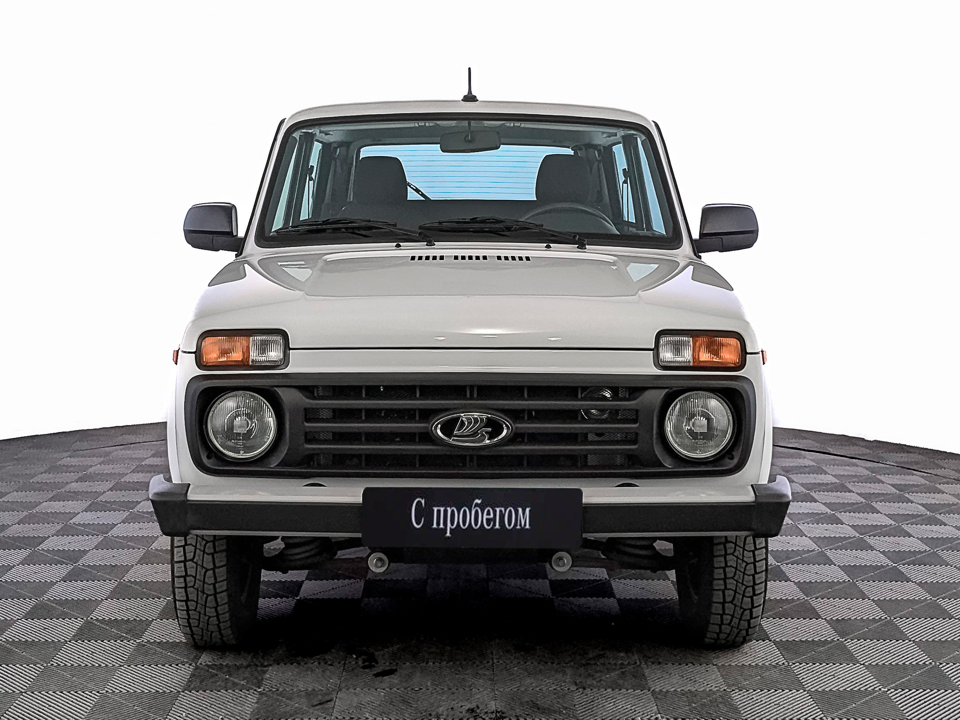 Lada Niva Legend